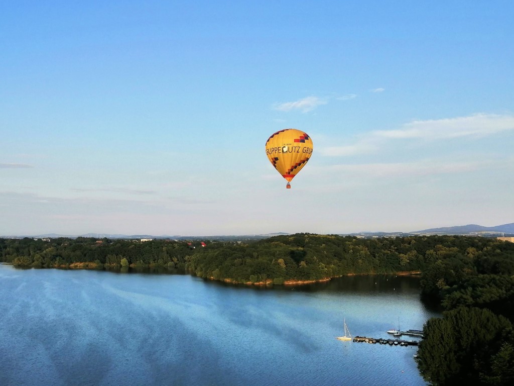 Ballonfahrt Talsperre Bautzen Blauer Himmel, Wasser Oberlausitz